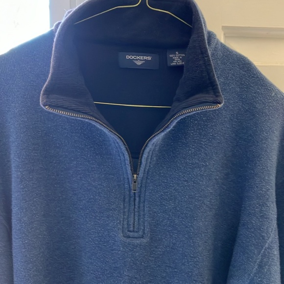 Men’s Dockers small blue pullover - Picture 3 of 3